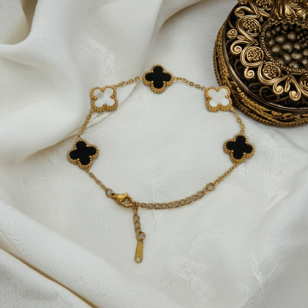 Black & White Clover Charm Bracelet